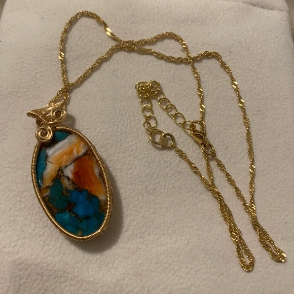 *BRAND NEW* Oyster Copper Turquoise Stone Wire Wrapped Necklace - Picture 4 of 5